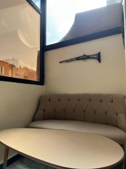 Appartement Bien Situe A Gueliz 마라케시 외부 사진
