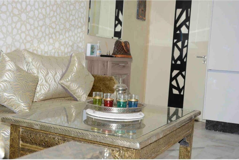 Appartement Bien Situe A Gueliz 마라케시 외부 사진